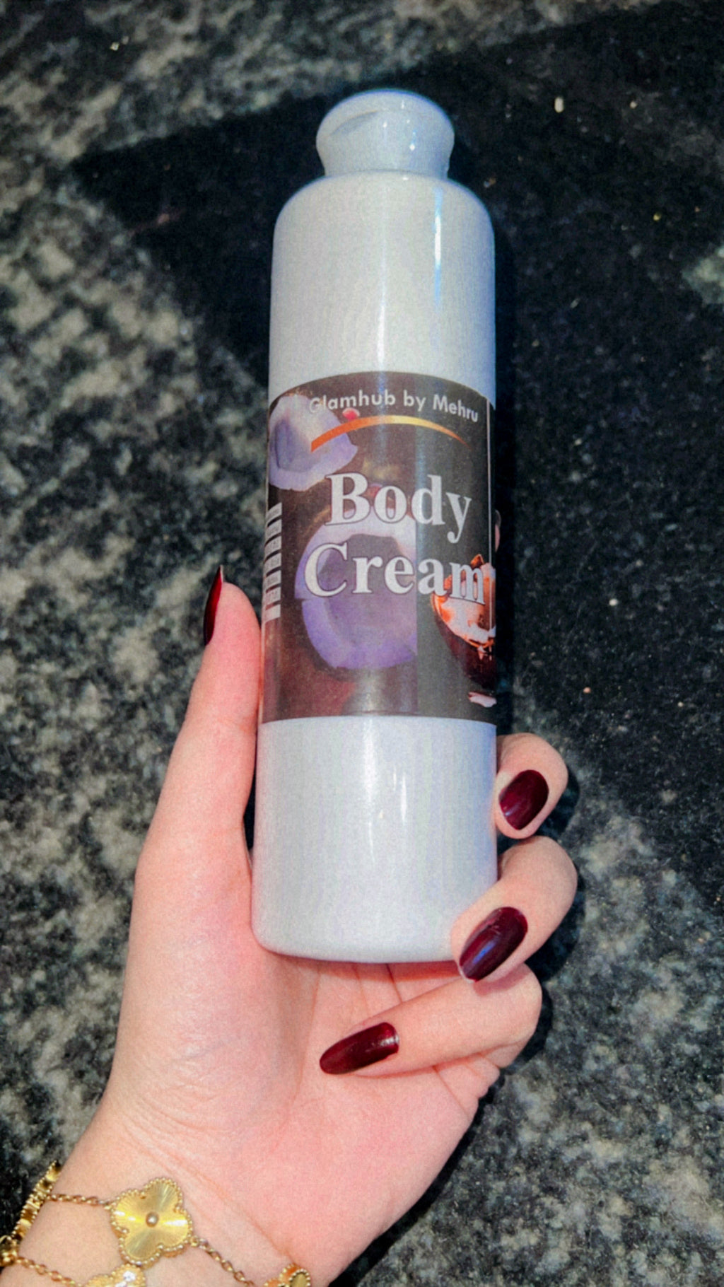 Full Body Whitening Cream(300 ml)