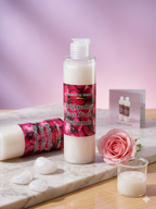 Whitening face wash with Hylaronic acid(250 ML)