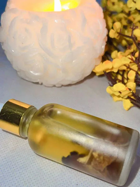 GlamHubMehru-Face_bodyantiagingoil_2